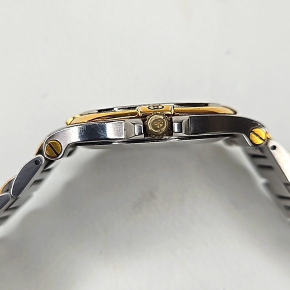 Authentic Gucci Watch 9040 M Mens Dial Quartz Two-Tone Link Date Watch - Picture 12 of 16
